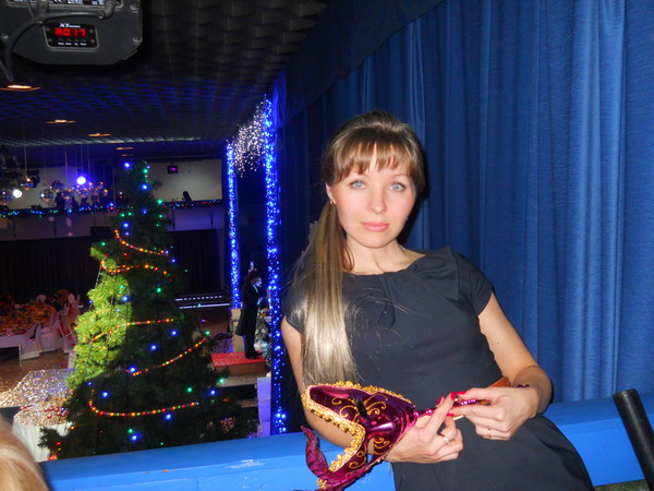 Елена Анохина