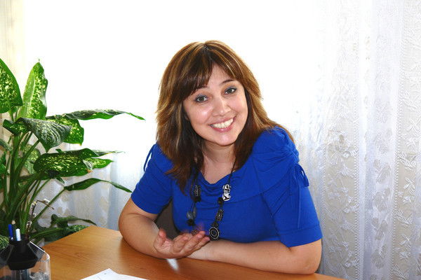 Эльмира Хмырова