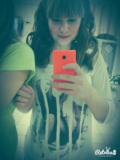 Катя Байдужа