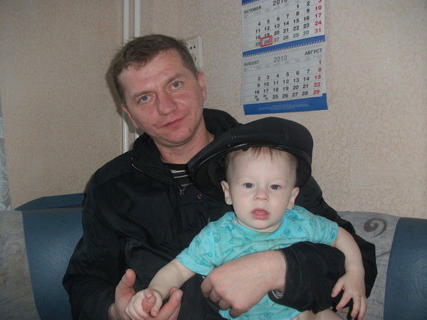 Геннадий Белый