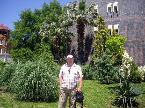 Александр Николаенко