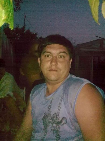 Андрей Леон