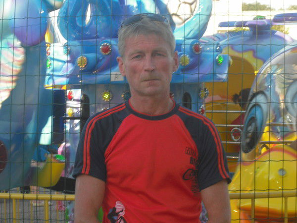 Александр Ладин