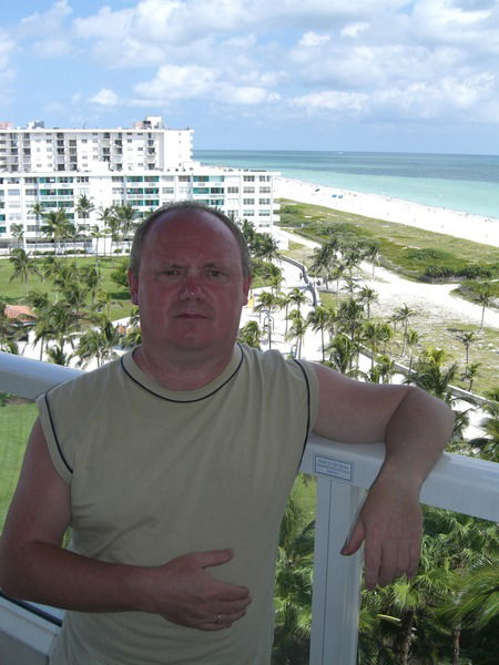 Леонид Озеров