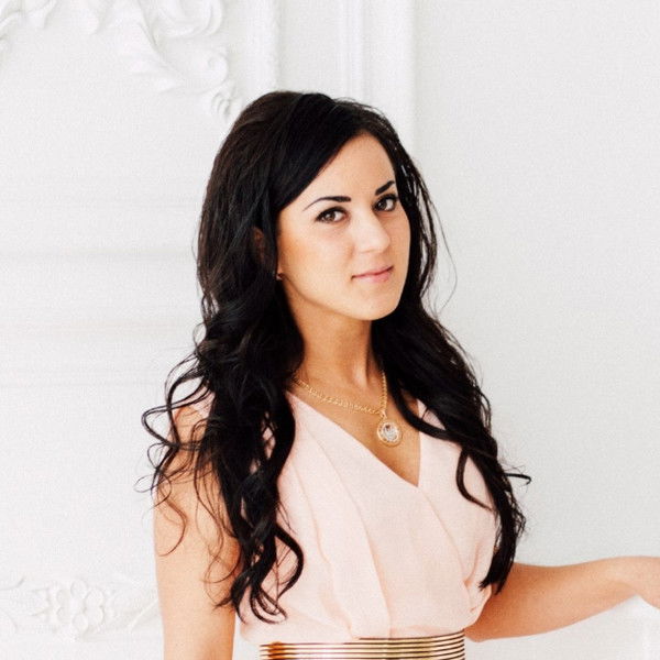 Розалина Ахкамова