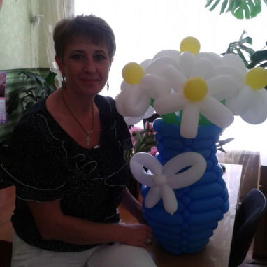 Анна Заровняя