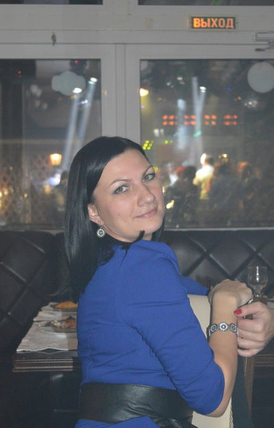 Оленька Усачева