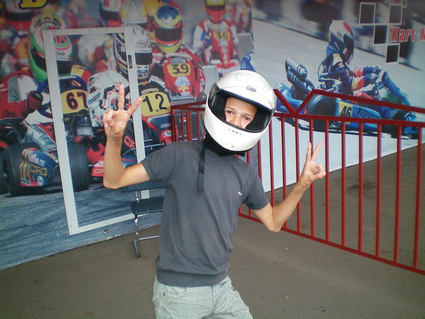 ... Никитос ...