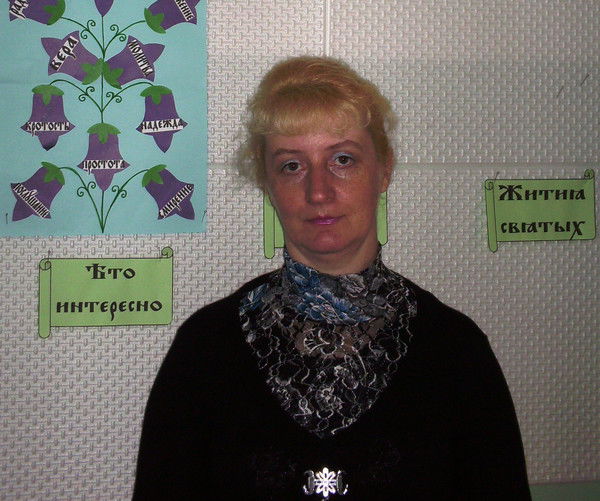 Марина Попова