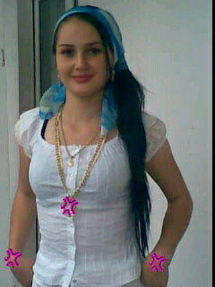 Самира Холова