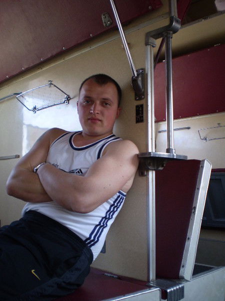 Максим Пивоваренко