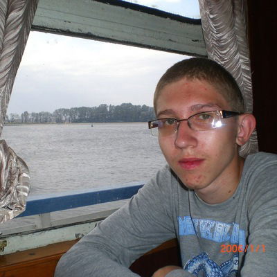 Виктор Ермолаев