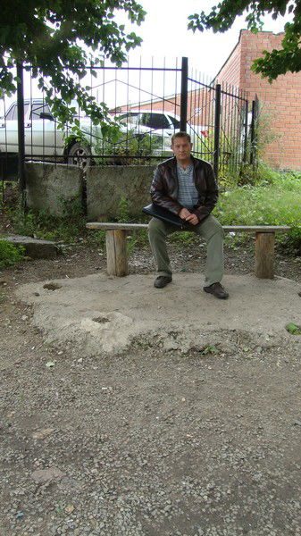 Владимир Устинов