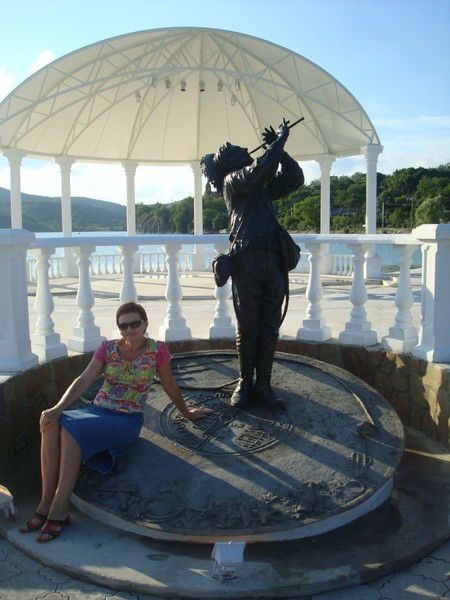 Уварова Елена