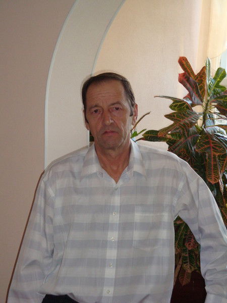 Владимир Молотков