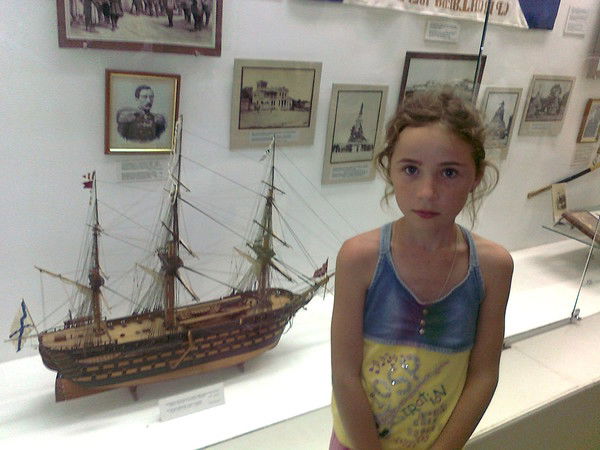 Оля Брянцева