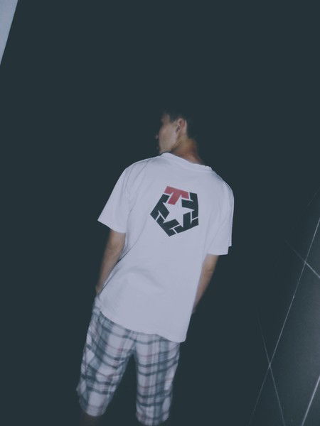 >B_Boooooy< ..kooo[Z]Haaa..