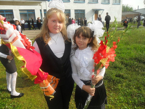 Лена Деминова