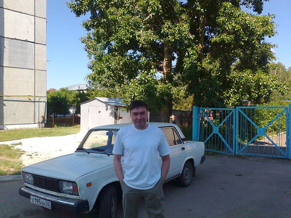 Роберт Валеев