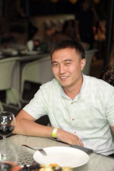 Азамат Кенесбек