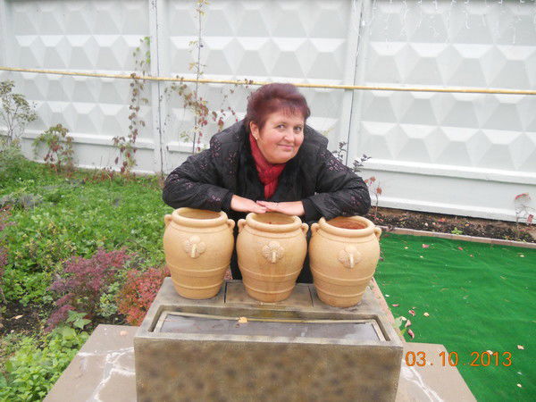 Нина Липатова