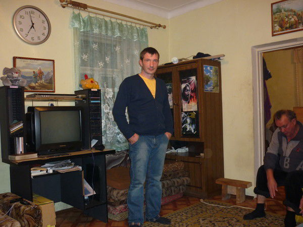 Александр Сухов