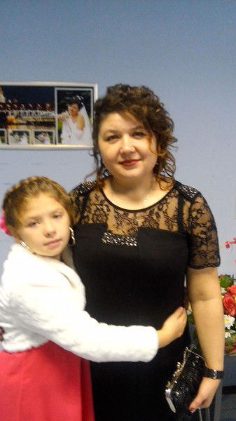 Анна Певцова