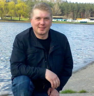 Анатолий Голиков