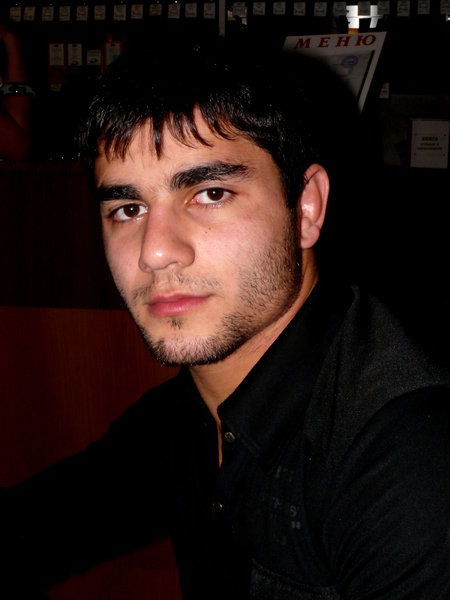 Неизвестно Неизвестно