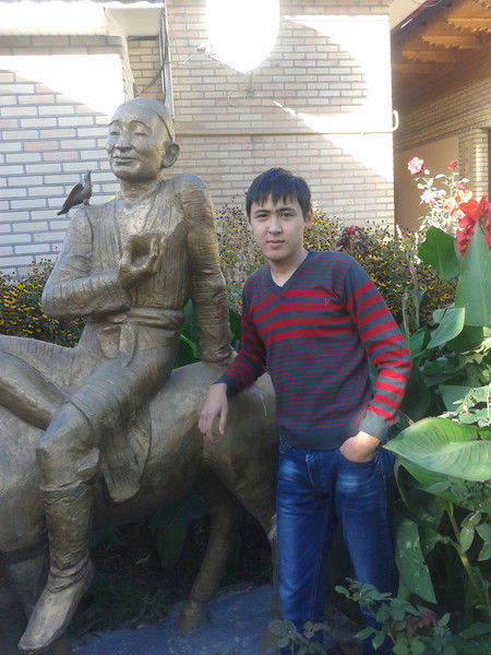 Жанат Кожанов