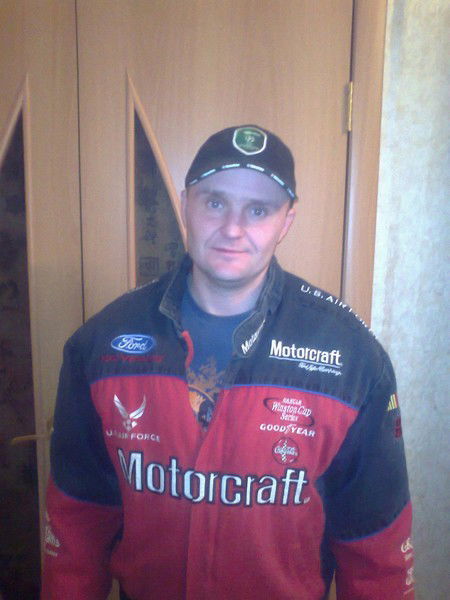 Максим Устинов