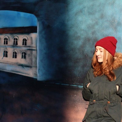 Люба Емельянова