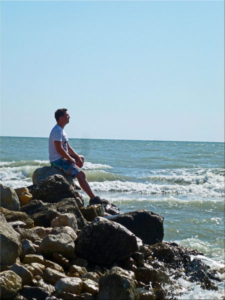 Максим Коновалов