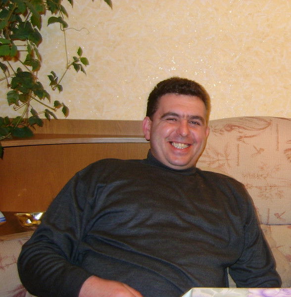 Геннадий Межуев