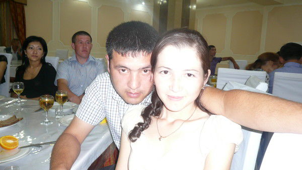 Лаура Абжамиева