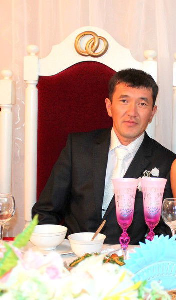 Женисбек Ажгулов