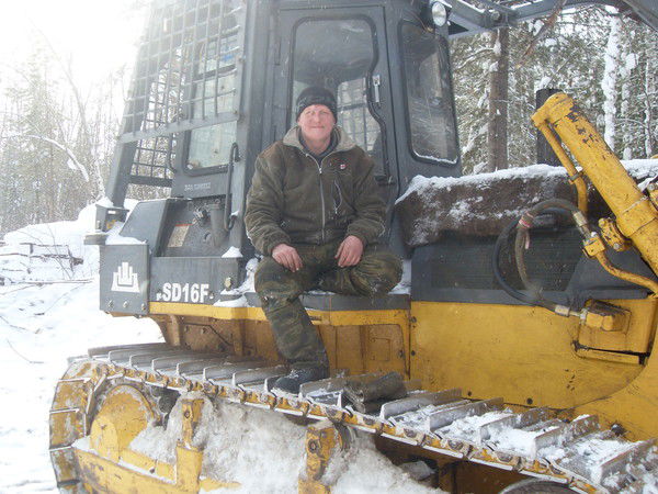 Владимир Неволин