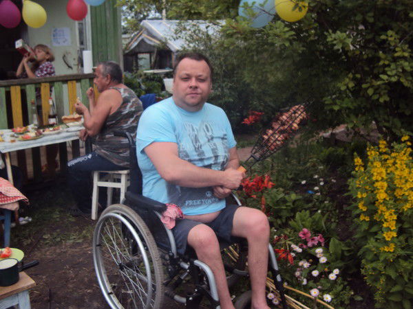 Антон Коновалов