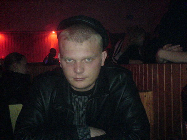 Максим Чапарин