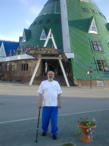 Александр Мельников