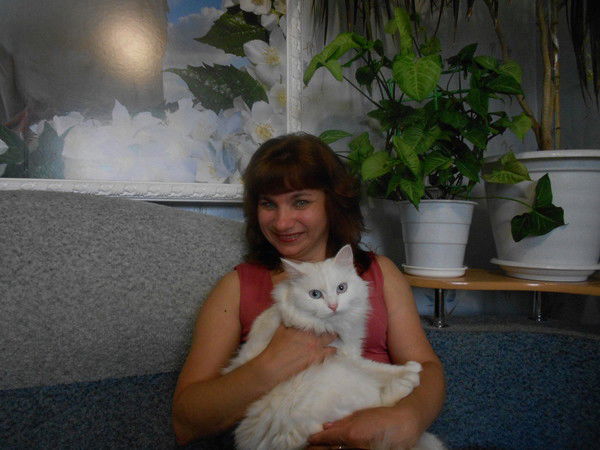 Люда Вишнева