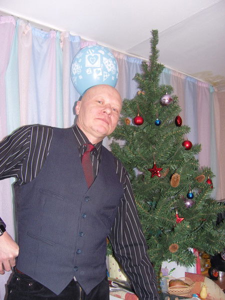 Виктор Титов