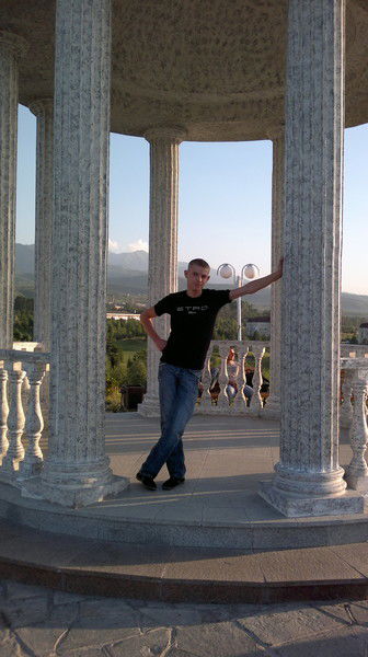 Александр Бочаров