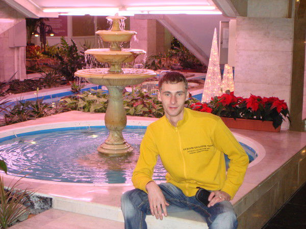 Максим Лесюк