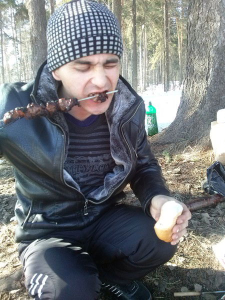 Женя Ахмедов