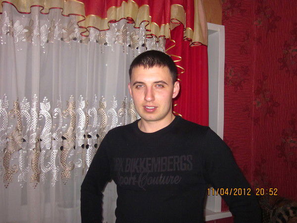 Андрей Макаров