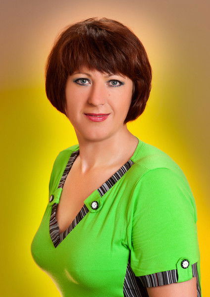 Лена Дударь