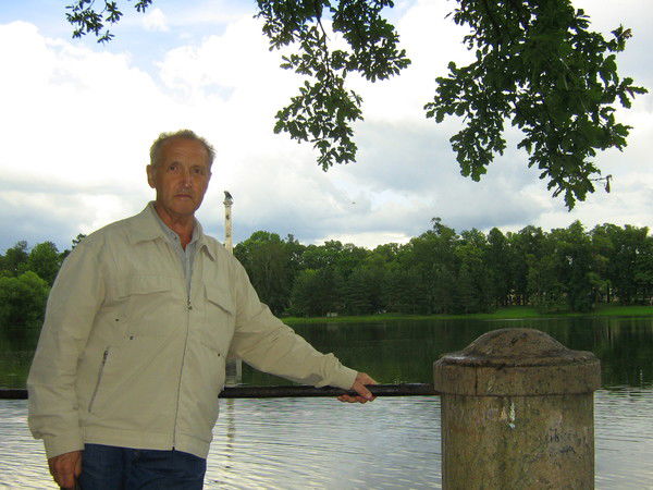 Александр Бессонов