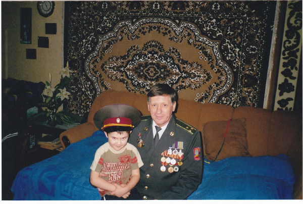 Александр Васильев