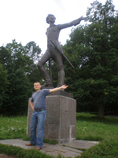 Евгений Чарнев